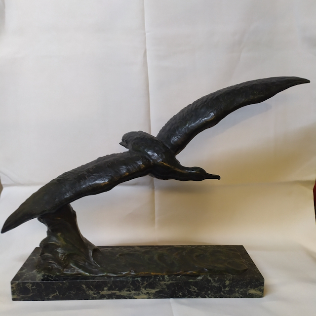 2021-01-10 18.10.17 bronze ouline