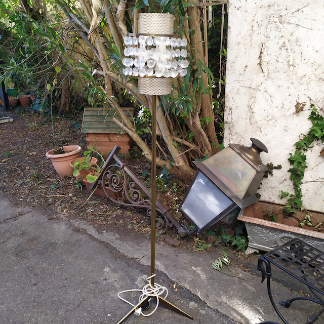 2021-01-19 15.02.10 lampe vintage sur pied