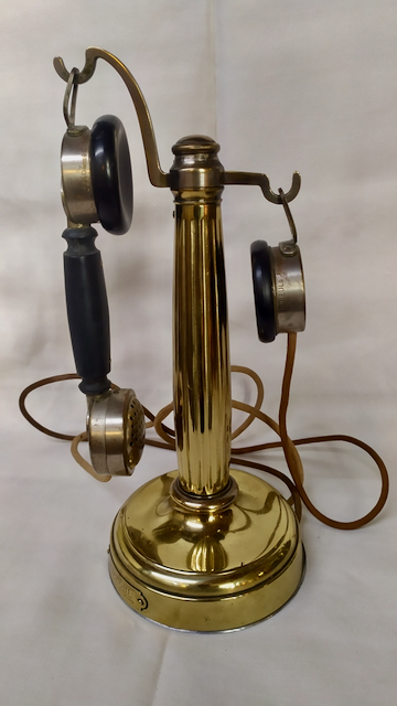 2021-03-23 15.29.11 telephone ancien