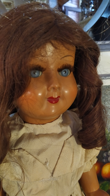2021-03-26 18.38.46 poupee ancienne