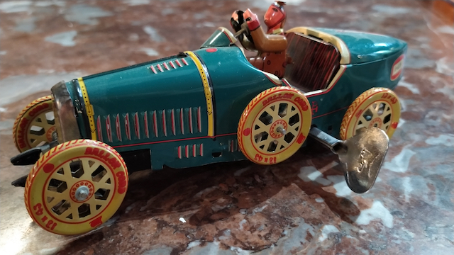 jouet en tole voiture mecanique en tole