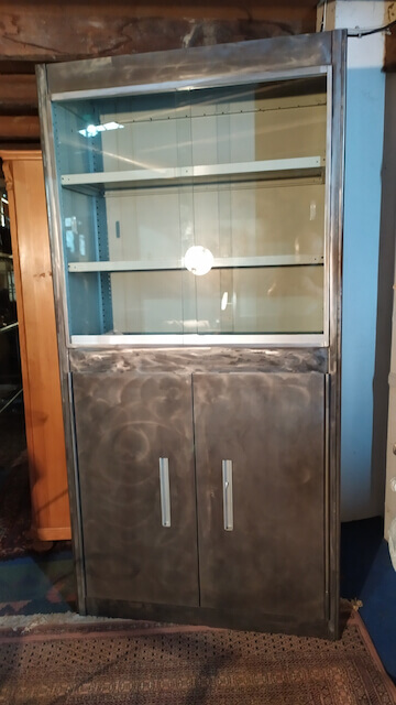 mobilier industriel armoire bibliotheque industrielle