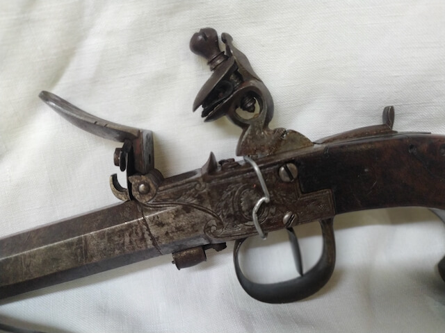 arme ancienne rare pistolet a coffre de collection