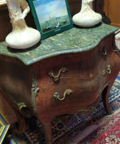 commode a restaurer style louis XV