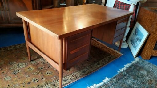bureau danois vintage