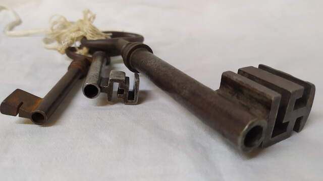 coffre fort 19eme coffre fort a trois cles