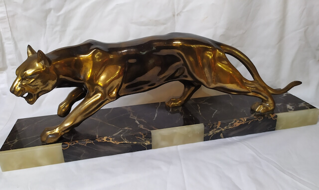 lionne art deco sculpture lionne regule