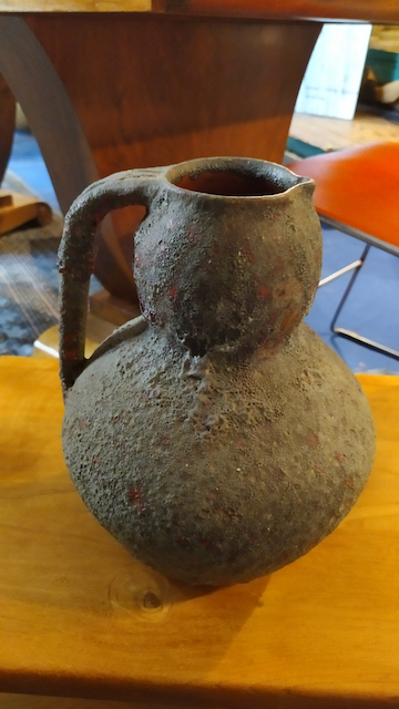 Bibelots, tableaux, lampe indus, meuble danois….. Nouveautés Brocante