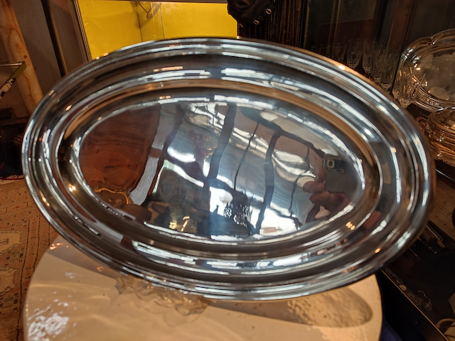 art de la table plat metal argente