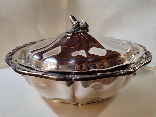 art de la table legumier metal argente